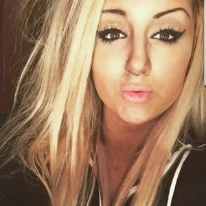 Meet your Posher, Hailey